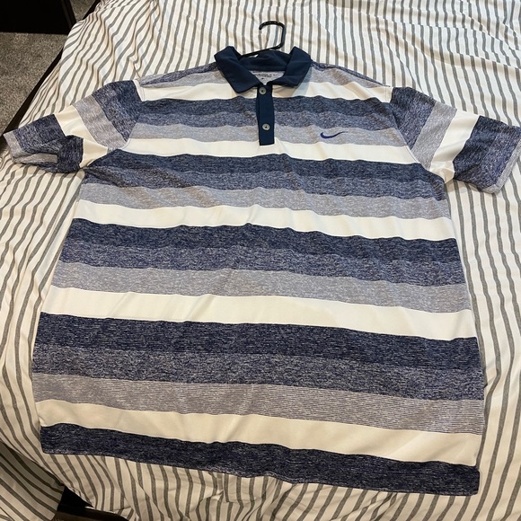 Nike Golf Polo - Picture 1 of 3